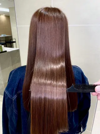 ロング カラー CLALA HIROSHIMA所属・CLALA HIROSHIMAのヘアスタイル