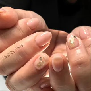 ネイル fino by Pap's所属・西畠 真由美のネイルデザイン