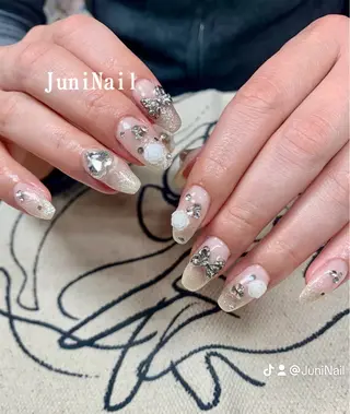 ネイル JuniNail 주니네일🇰🇷suのネイルデザイン