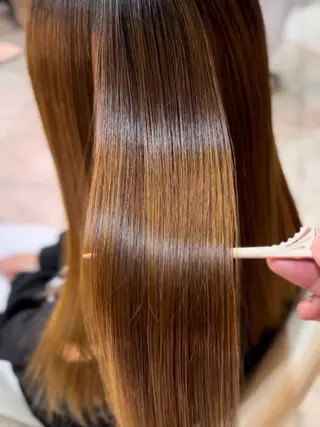 カラー 倉持 誠也　フェザーパーマのヘアスタイル