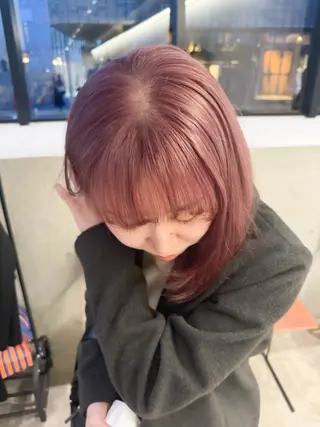 ショート カラー ヘアアレンジ ミニボブ/ブリーチ 🌈MISATOのヘアスタイル