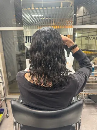 ロング パーマ TE$ ⚡️HINのヘアスタイル