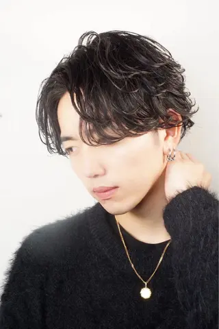 ショート パーマ 石黒 龍大のヘアスタイル