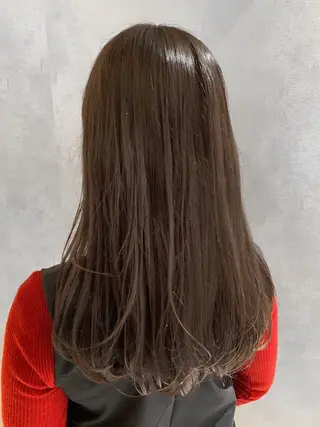 セミロング ANDO HIKARIのヘアスタイル