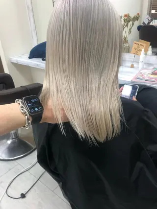 ミディアム カラー職人/上川原 雄飛のヘアスタイル