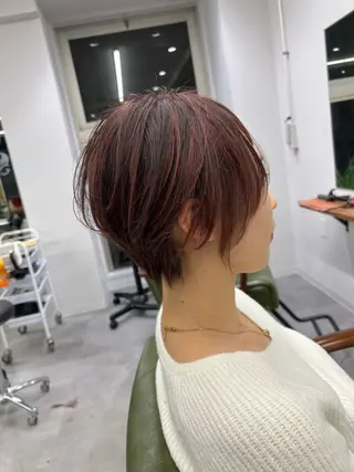 ショート カラー SHAFT Ieiriのヘアスタイル