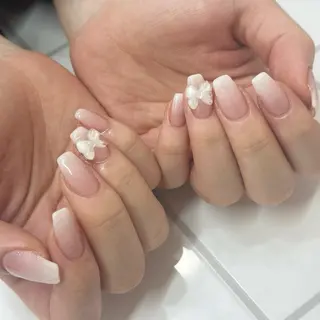 ネイル Elegancia. Hiromiのネイルデザイン