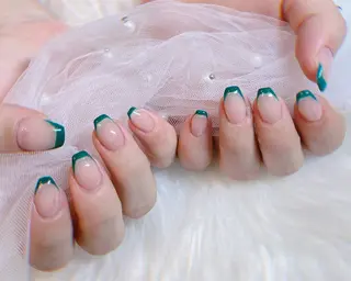 ネイル le'a-レア-【ア イ×ネイル×眉】のネイルデザイン