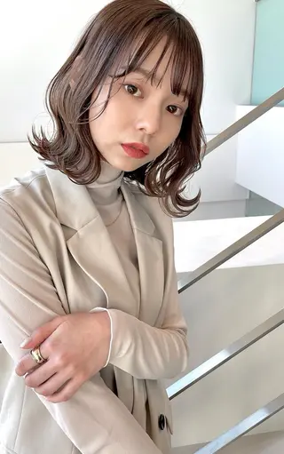 ミディアム カラー soigné所属・髪質改善カラー ショートボブ専門のヘアスタイル