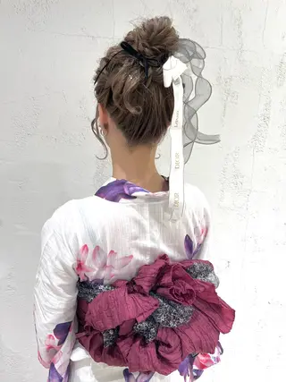 セミロング ヘアアレンジ ボブ・レイヤー/ ベージュカラーのヘアスタイル