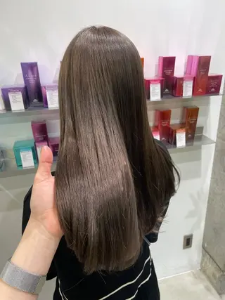 ロング カラー パーソナルカラー 藤本夢のヘアスタイル