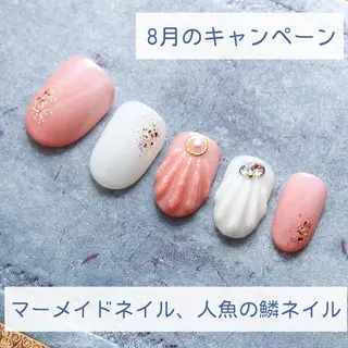 ネイル 山田 麻衣のネイルデザイン