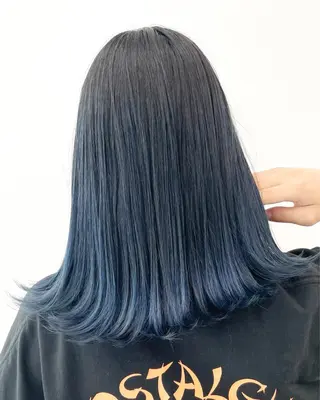 ミディアム カラー ヘアアレンジ 🦄インナーカラー 🦄貫井彩花のヘアスタイル