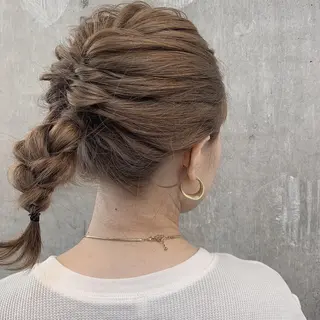 ミディアム カラー 江原 綾花のヘアスタイル