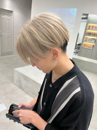 カラー メンズ 🩷hair salon dot. tokyo color 🩷所属・ハイトーンカラー ⌇Hao 🎀✮のヘアスタイル