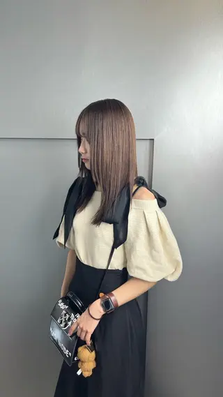 セミロング 韓国風艶カラー 🇰🇷🩶/REIのヘアスタイル