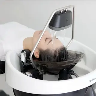 カラー Rr SALON MEIEKI ANNEX所属・松岡優菜/似合わせ カットカラー♡半個室のヘアスタイル
