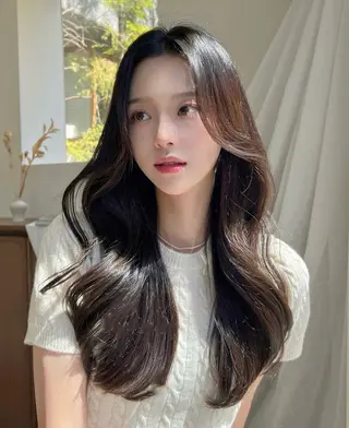 ロング カラー トップスタイリスト こうすけのヘアスタイル