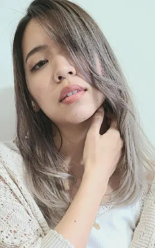 セミロング カラー 【大宮】デザイナー Anne 諳 アンのヘアスタイル