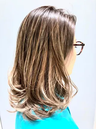 ミディアム カラー 🌈ぷる艶カラー🌈 髪質改善👑柳沼尚貴のヘアスタイル