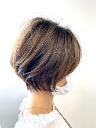ショート カラー 色気レイヤー& ショートはお任せ🌟のヘアスタイル