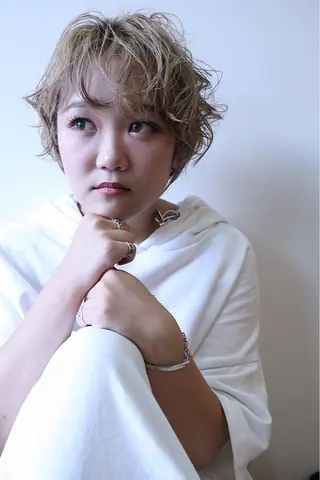 ショート カラー パーマ 似合わせカット得意 仁井亮のヘアスタイル