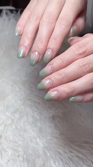 ネイル n o q r m. n a c h iのネイルデザイン