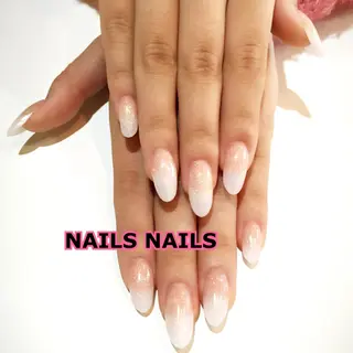 ネイル NAILSNAILS ERIKAのネイルデザイン