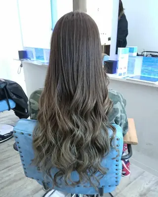 ロング カラー ヘアアレンジ 小林 伸行のヘアスタイル