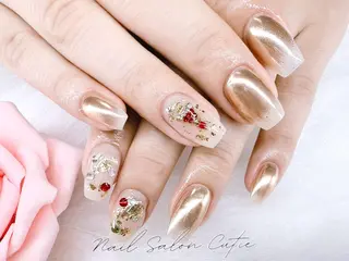 ネイル 池袋東口cutie 爪形成ワンホンネイルのネイルデザイン