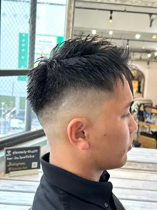 ショート メンズ スパイキー/ ピンパーマ/緑川雄也のヘアスタイル