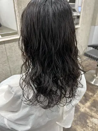 ロング パーマ eim AYUKAのヘアスタイル