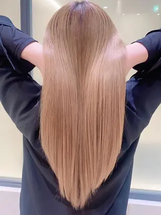 セミロング カラー パーマ ヘアアレンジ JYUNESU所属・韓国・韓国ヘア 髪質改善のヘアスタイル