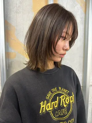 ミディアム カラー Lab.by ioe所属・吉田勇人/ブリーチ なしダブルカラー🩵のヘアスタイル