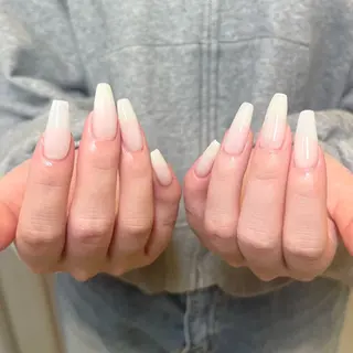 ネイル 🧁fein. nana🩵のネイルデザイン