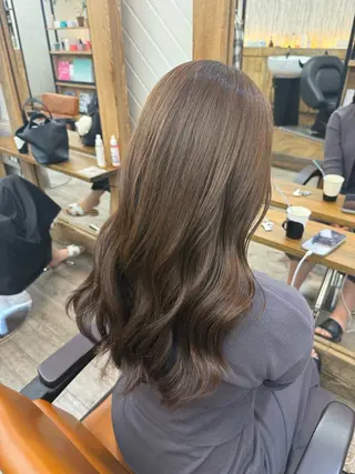 ロング カラー WATARU/ 韓国風巻き髪のヘアスタイル