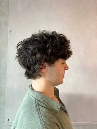 パーマ メンズ ar clip表参道所属・💜髪質改善/ 艶カラー/ミナ🩷のヘアスタイル