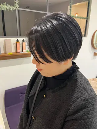 ショート ショート/ボブ/透明 感カラー/高橋あみのヘアスタイル