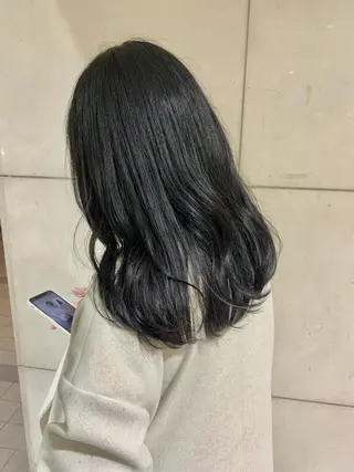 ロング カラー 田中 愛梨のヘアスタイル