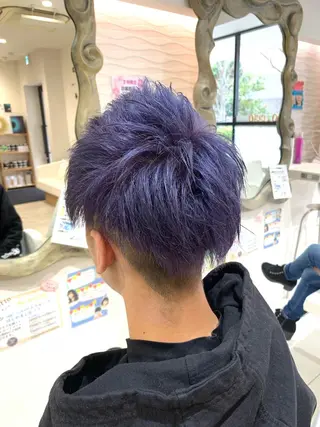 ショート カラー メンズ 松吉 純平のヘアスタイル