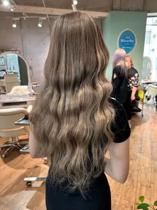 ロング カラー 🧸プルエクステ❤︎ ネイルKAO🧸のヘアスタイル