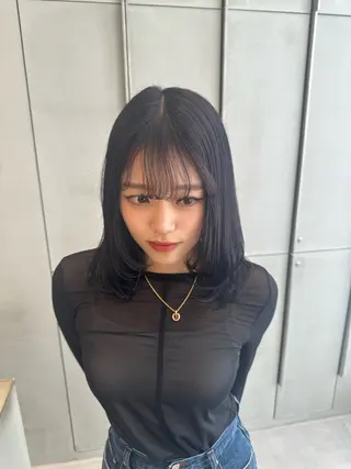 ミディアム カラー 透ける艶カラー💎 ミオのヘアスタイル