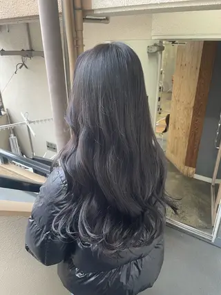 ロング ふかたさや🌟 艶感カラー🌟のヘアスタイル