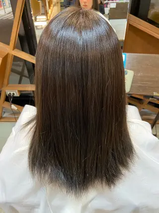 ミディアム 竹谷 奈津実のヘアスタイル