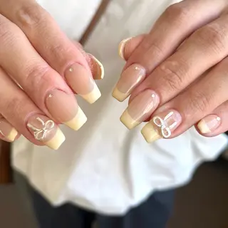 ネイル Ray. ちゅるん系ニュアンスのネイルデザイン