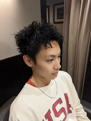 ショート パーマ LAVIE the BARBER所属・徒歩5分ビジネスマン カット👦🏻うしだのヘアスタイル