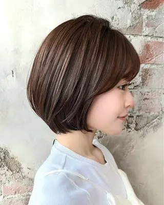 ショート カラー 💍新宿ショート 💍岩田莉奈のヘアスタイル