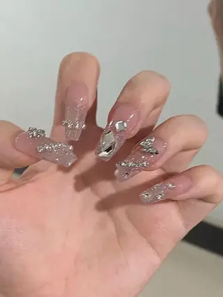 ネイル Rose Ana.Chuoのネイルデザイン