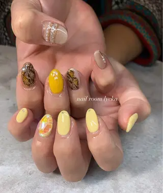 ネイル ﾈｲﾙﾙｰﾑﾘｯｶ 𝐦𝐚𝐲𝐮のネイルデザイン