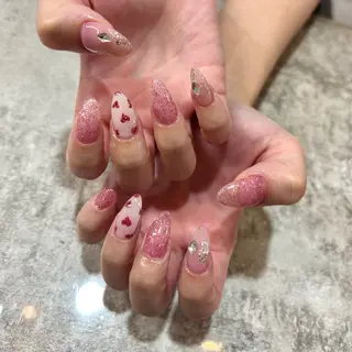 ネイル Emi♡ tiffinのネイルデザイン